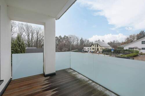 Balkon - Etagenwohnung mit 80,00 m&sup2; in Pforzheim zur Miete