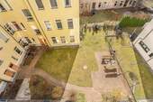 Grundstück (Innenhof) - 