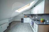 Küche - Etagenwohnung mit 70,00 m&sup2; in Essenbach zur Miete