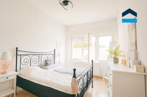 Schlafzimmer - 2 Zimmer Etagenwohnung in Düsseldorf