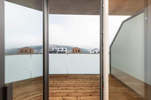 Balkon mit Ausblick - 3 Zimmer Etagenwohnung in Pentling