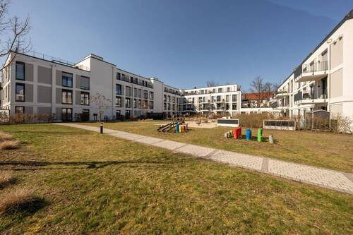 Kinderspielplatz - 