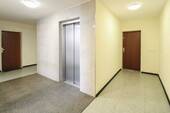 Hauseingang-/Flur - 4 Zimmer Etagenwohnung in Mannheim