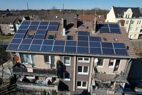 Dach mit PV-Anlage - Gewerbeobjekt (Büro, Produktion, Verkauf) in Dortmund