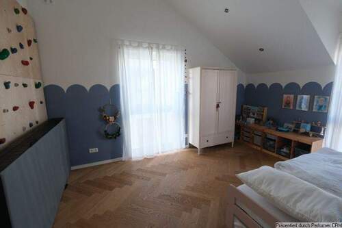 Kinderzimmer 1 DG - 