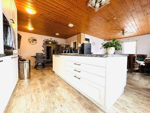 14. Wohnbereich, Küche EG - 