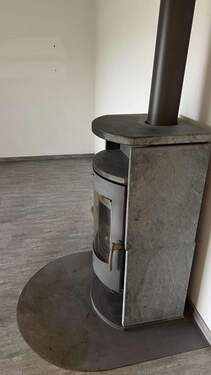 Wohnzimmer m. Specksteinofen - 