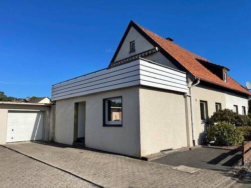 Hausansicht - VERMITTELT .... Knuffiges Haus in Steinhagen !