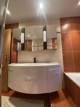 Moderne Waschbeckenanlage - 