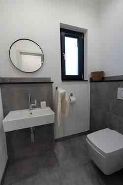 Erdgeschoss Gäste-WC - 
