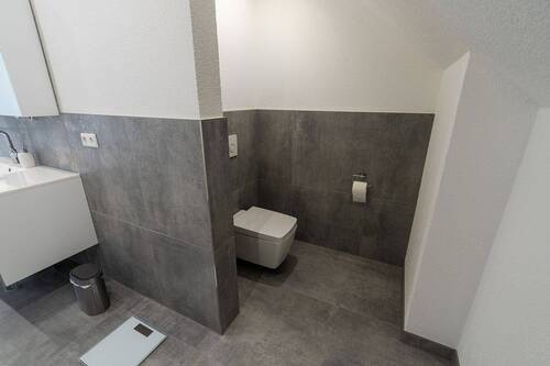 Dachgeschoss, Badezimmer - 