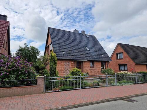 Bild 2 - 5 Zimmer Einfamilienhaus zum Kaufen in Lauenburg