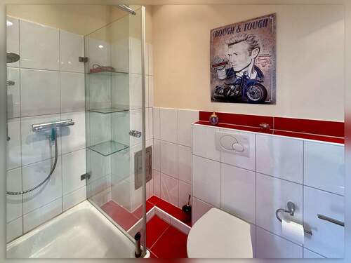 Duschbad im Spitzboden - 