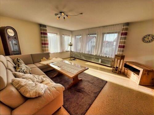 Wohnzimmer - 3 Zimmer Etagenwohnung zum Kaufen in Balingen