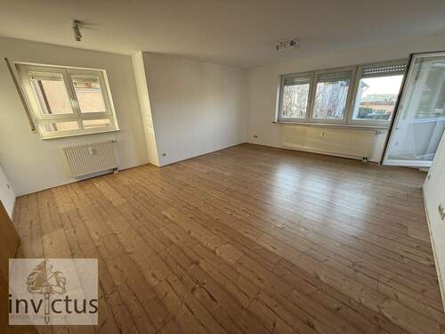 großzügiges Wohn/Esszimmer - 