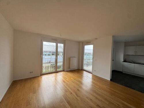 Wohn- und Essbereich - Hübsche 3 Zimmerwohnung im Röthelheimpark