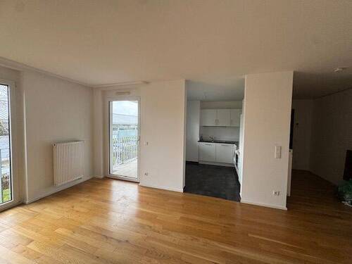 Wohn- und Essbereich - 3 Zimmer Etagenwohnung in Erlangen