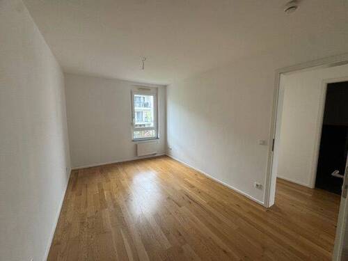 Zimmer 2 - 