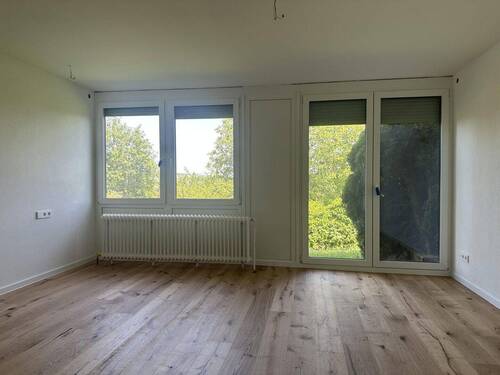Schlafzimmer - 2 Zimmer Etagenwohnung zum Kaufen in Stuttgart