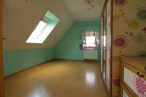 Kinderzimmer links - 