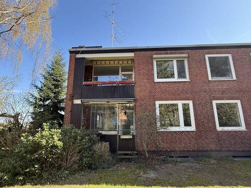 Außenansicht - Großzügige Wohnung mit Balkon in Elbnähe - Erstbezug nach Renovierung