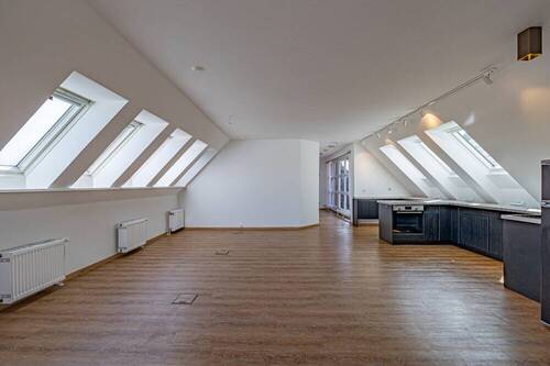 Großzügiges Wohn- Esszimmer - 