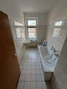 Bad.jpeg - 2 Zimmer Etagenwohnung zur Miete in Leipzig