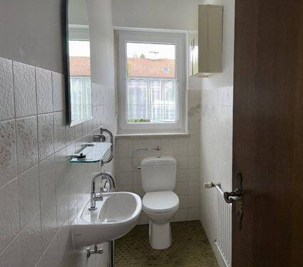 WC EG - 