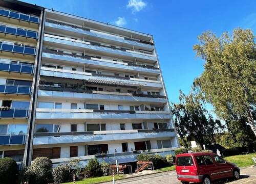 Straßenansicht - 2 Zimmer Etagenwohnung zum Kaufen in Duisburg