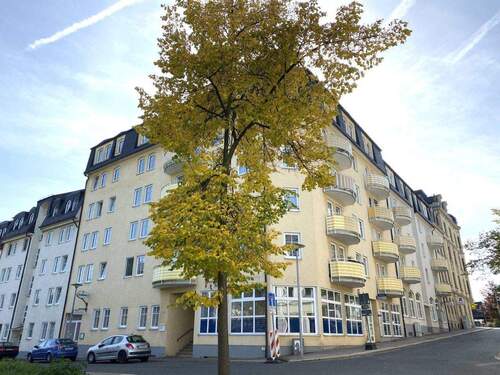 Straßenzug Körnerstraße / Burgstraße - Vermietete 2-Raum Wohnung mit Balkon und TG-Stpl. in ausgezeichneter Lage! Aufzug, 1.OG