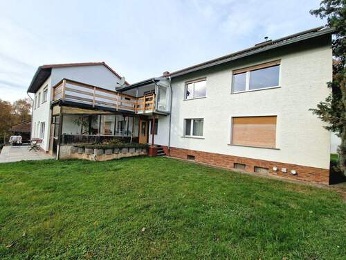 Balkon und Wintergarten - 