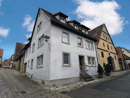 Bild 2 - 7 Zimmer Einfamilienhaus zum Kaufen in Rothenburg