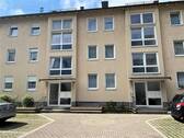 Vorderansicht - Zentral gelegene 3,5-Zimmerwohnung im Dachgeschoss mit Dachterrasse