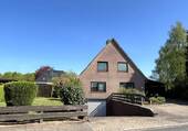 Straßenansicht - 4 Zimmer Einfamilienhaus zum Kaufen in Schenefeld