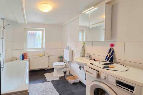 Badezimmer 1.Obergeschoss links - 