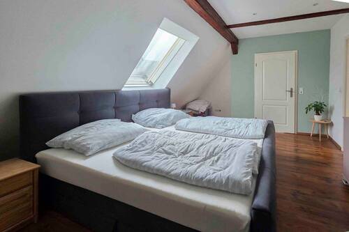 Schlafzimmer Dachgeschoss - Mehrfamilienhaus, Wohnhaus in Bad Harzburg zum Kaufen