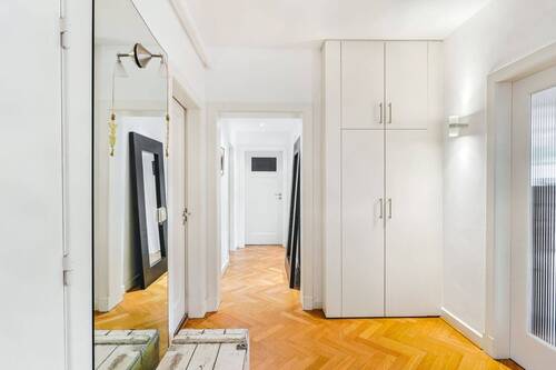 Flur - Etagenwohnung mit 134,20 m² in Hamburg zum Kaufen