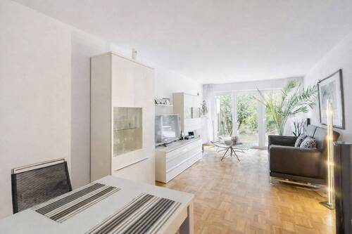 Titelbild - AIGNER - 2-Zimmer-Gartenwohnung mit viel Tageslicht in Laim