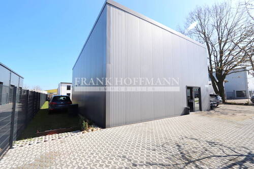 M1588 Außenaufnahme 3 - Halle in Kaltenkirchen zur Miete