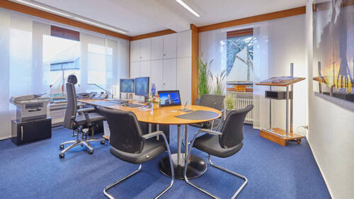 Büro - 8 Zimmer Gewerbeobjekt (Büro, Produktion, Verkauf) in Langenhagen