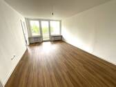 Wohnzimmer - 2 Zimmer Etagenwohnung zur Miete in Nürnberg