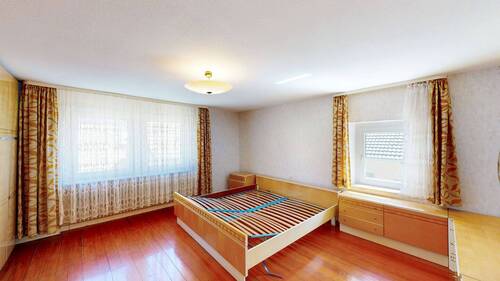 Schlafzimmer 1 OG - 