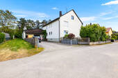 Haus Ostseite - 3-Parteienhaus mit XXL-Garage - inkl. Sanierungsangebot & Förderübersicht