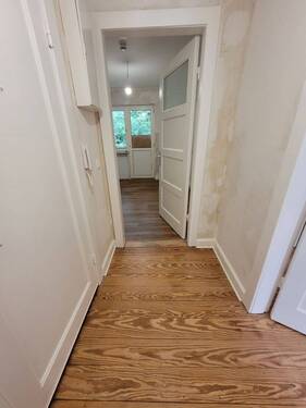 Einblick Flur Bild 2 - 2 Zimmer Etagenwohnung in Hamburg