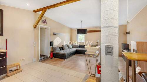 1. OG Wohnzimmer 2 - 9 Zimmer Doppelhaushälfte in Gülzow