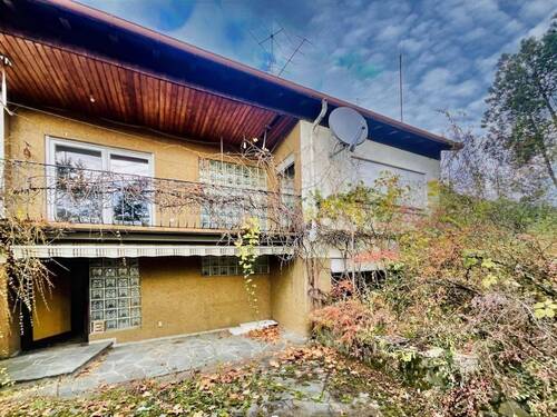 Blick von der Terrasse - 8 Zimmer Einfamilienhaus zum Kaufen in Hechingen