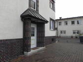 Zugang Hof - 3 Zimmer Etagenwohnung zur Miete in Offenbach