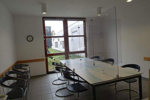 Bürogebäude EG - 