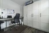 Schlafzimmer Büro EG - 