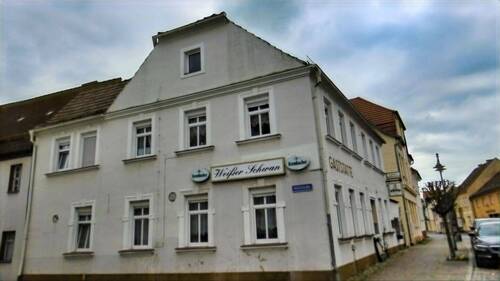 Seitenansicht - 3 Zimmer Mehrfamilienhaus, Wohnhaus in Jessen